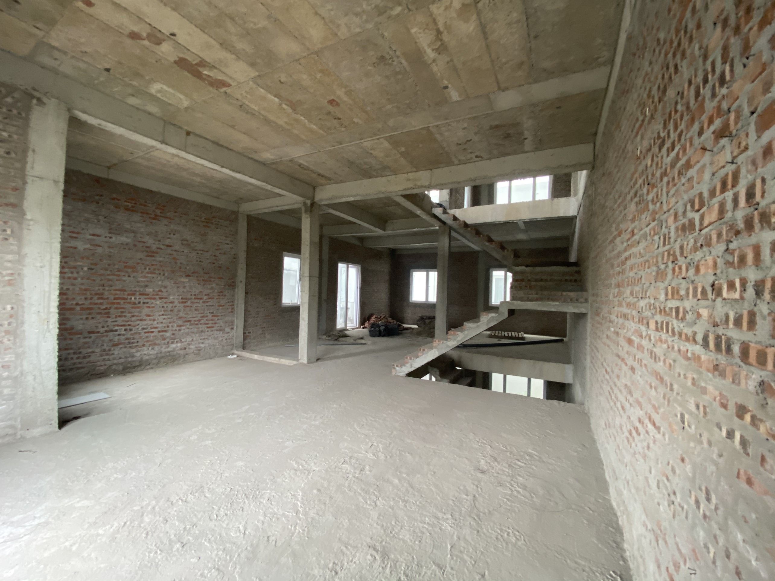 Chuyển nhượng căn 180m2 biệt thự view đường đôi, nhà thô nguyên bản tại K4 Ciputra